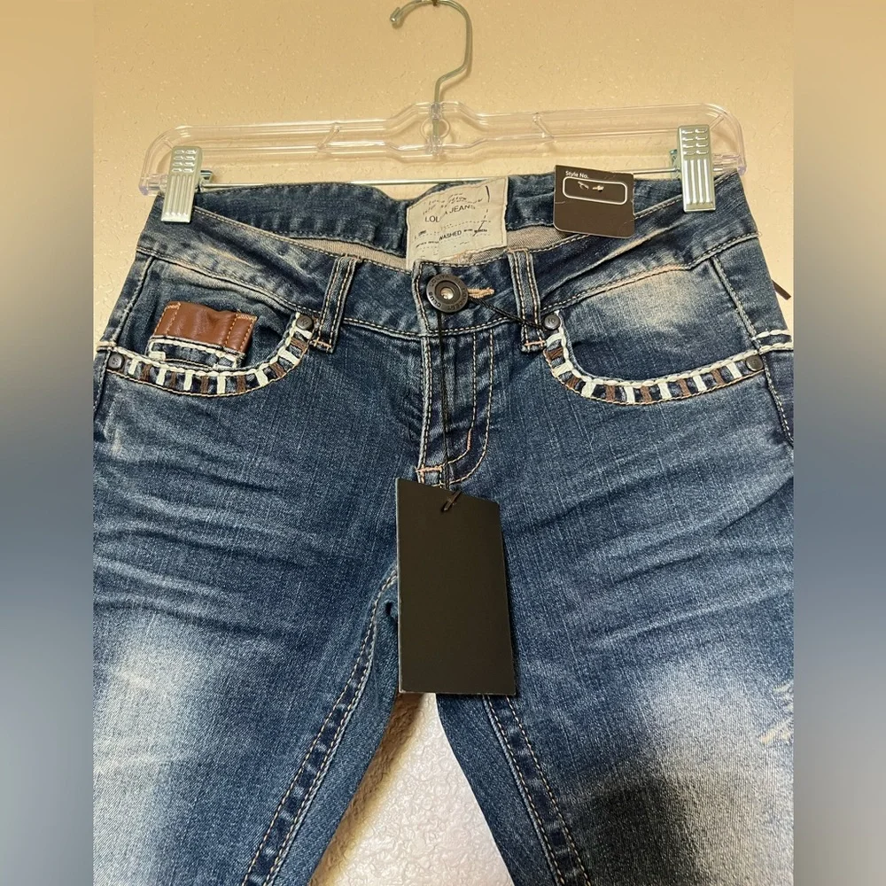 Lolita Embroidery Jeans - Picture 4 of 9